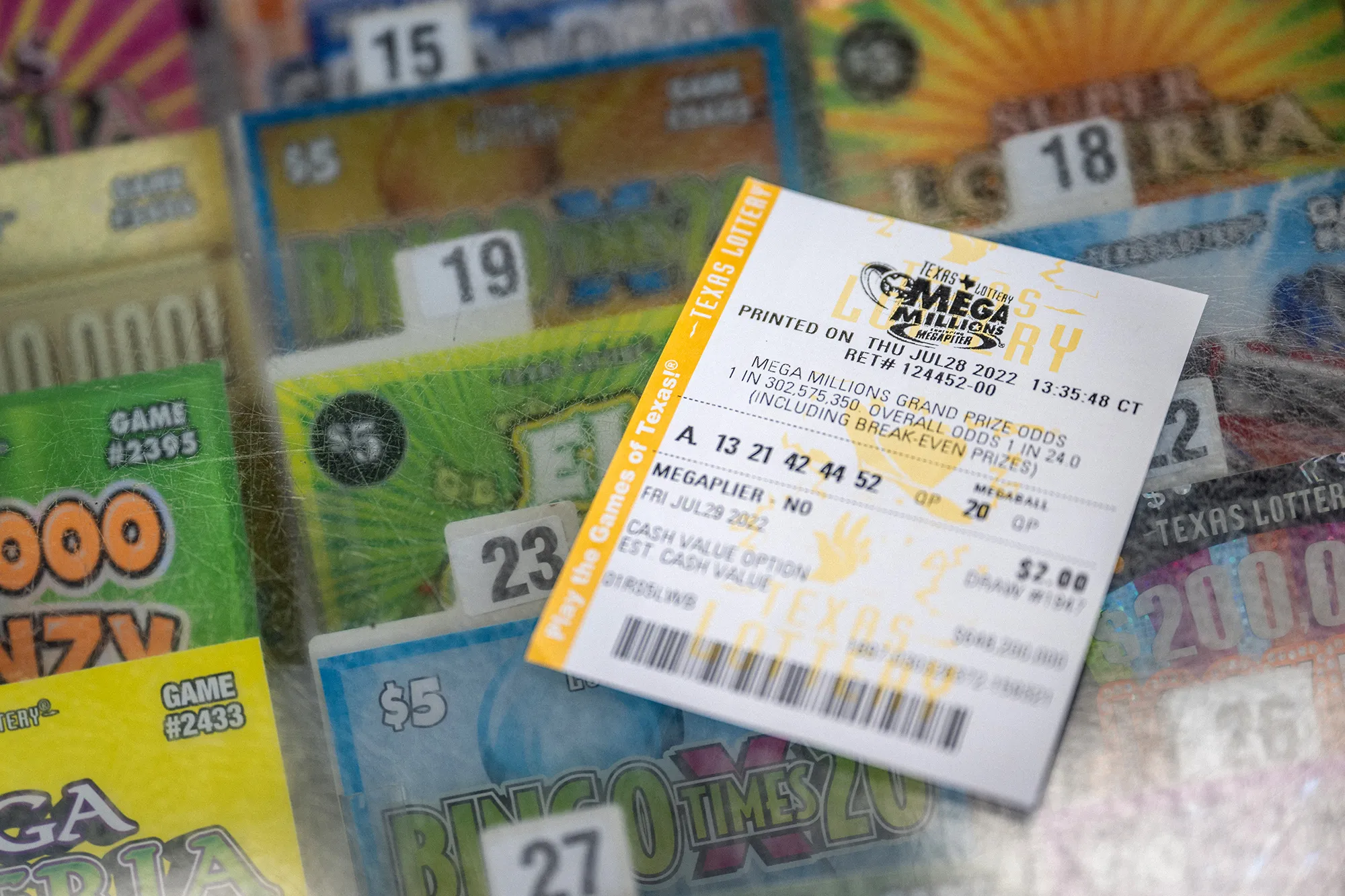 Can You Write on Your Lottery Ticket? Find Out at Jilino1! 🎟️✍️